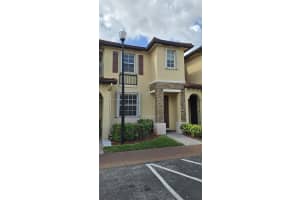 3320 NE 13th Cir Dr Unit 107-23, Homestead, FL 33033, - MLS#A11921251
