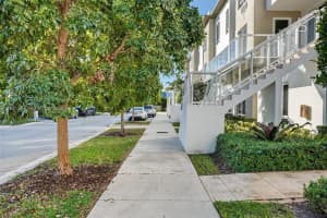 6310 Nw 103rd Pl 104 Doral, FL 33178 - MLS#A11921274