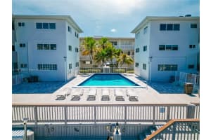 462 Golden Isles Dr APT 305, Hallandale Beach, FL 33009, - MLS#A11921280