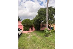 7749 Fairway Blvd Miramar, FL 33023 - MLS#A11921286