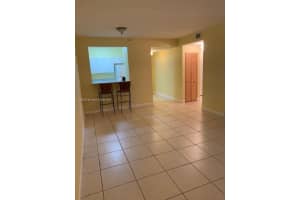 1300 Ne 109th St 202 Miami, FL 33161 - MLS#A11921335