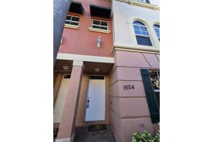 1033 Ne 17th Way 1604, Fort Lauderdale