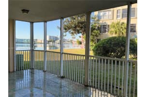1670 NE 191st St Apt 115-3, Miami, FL 33179, - MLS#A11921367