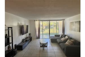 1670 NE 191st St Apt 115-3, Miami, FL 33179, - MLS#A11921367