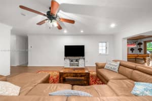 2551 Lakeview Dr, Sebring, FL 33870, - MLS#A11921403