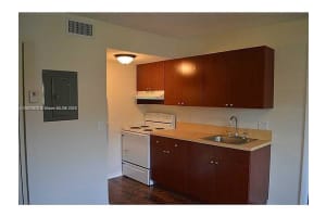 2046 NW 43 Terrace APT 8, Lauderhill, FL 33313, - MLS#A11921420