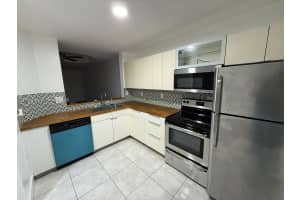 14111 SW 121st Pl #4, Miami, FL 33186, - MLS#A11921428