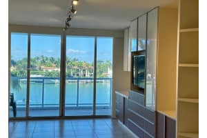 5600 Collins Ave APT 4H, Miami Beach, FL 33140, - MLS#A11921460