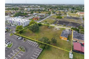 14551 Carver Dr Miami, FL 33176 - MLS#A11921488
