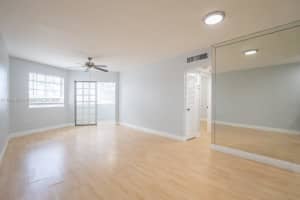 1651 Ne Miami Gardens Dr 204, Miami