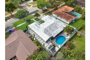 6951 S Miami Lakeway S Miami Lakes, FL 33014 - MLS#A11921496