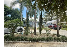 8070 Nw 176th St Hialeah, FL 33015 - MLS#A11921518