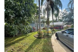 8070 Nw 176th St Hialeah, FL 33015 - MLS#A11921518