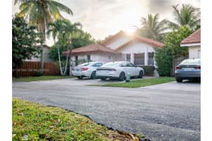 19030 NW 86th Ct, Hialeah, FL 33015, - MLS#A11921553