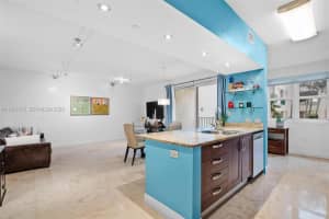 19900 E Country Club Dr 212, Aventura