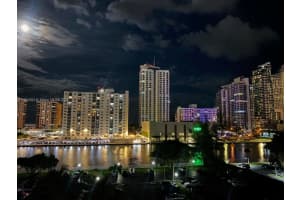 800 Parkview Dr APT 726, Hallandale Beach, FL 33009, - MLS#A11921583