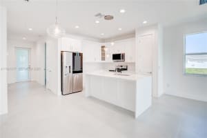 3802 SE 12th Ave, Cape Coral, FL 33904, - MLS#A11921617