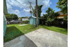 2975 Nw 11th St Fort Lauderdale, FL 33311 - MLS#A11921661