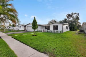 1771 NW 93rd Ave, Pembroke Pines, FL 33024, - MLS#A11921671