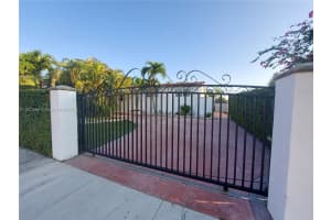 8105 SW 17th Terrace, Miami, FL 33155, - MLS#A11921688