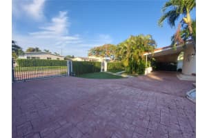 8105 SW 17th Terrace, Miami, FL 33155, - MLS#A11921688