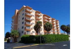 2200 E Hallandale Beach Blvd 206, Hallandale Beach