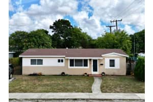 20021 Nw 14th Ave Miami Gardens, FL 33169 - MLS#A11921726