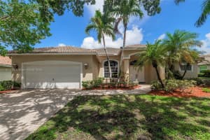 3843 Oak Ridge Cir, Weston 3843 Oak Ridge Cir, Weston