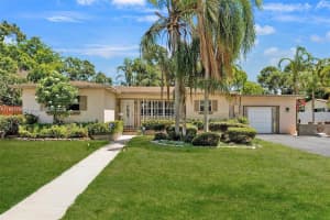 23 SW 8th St, Hallandale Beach, FL 33009, - MLS#A11921734