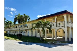 160 Ne 203rd Ter 22, Miami Gardens