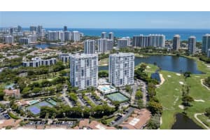 20225 Ne 34th Ct 413, Aventura