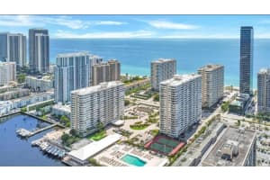1985 S Ocean Dr APT 3A, Hallandale Beach, FL 33009, - MLS#A11921802