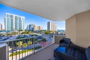 1985 S Ocean Dr APT 5M, Hallandale Beach, FL 33009, - MLS#A11921862