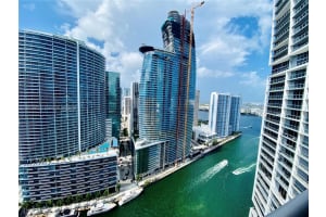 475 Brickell Ave 3715, Miami