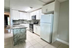 105 Meadows Cir #105, Boynton Beach, FL 33436, - MLS#A11921866