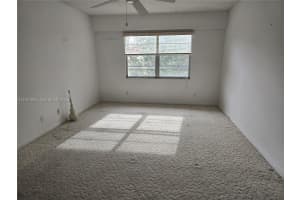 1000 Sw 128th Ter 410v Pembroke Pines, FL 33027 - MLS#A11921906