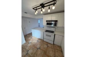 7850 Byron Ave 403 Miami Beach, FL 33141 - MLS#A11921946