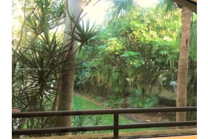 3564 Magellan Cir 214-1, Aventura