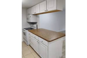 6332 La Costa Dr F Boca Raton, FL 33433 - MLS#A11921969