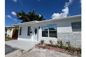 6761 Sheridan St, Hollywood