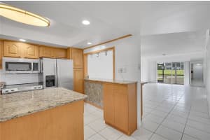 8940 S Hollybrook Blvd APT 109, Pembroke Pines, FL 33025, - MLS#A11921994