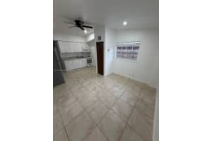 830 SW 6th St b, Hallandale Beach, FL 33009, - MLS#A11921996