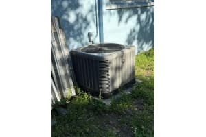 2340 Jamaica Dr Miramar, FL 33023 - MLS#A11922010