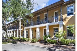 1121 SW 147th Ter, Pembroke Pines, FL 33027, - MLS#A11922021