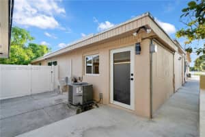 4701 Sw 104th Ct 3 Miami, FL 33165 - Off Market