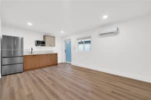 4701 Sw 104th Ct 3 Miami, FL 33165 - Off Market