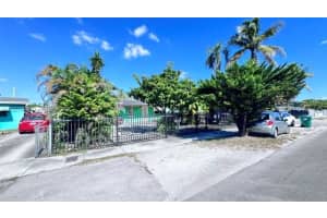 3135 Nw 86th St, Miami
