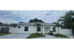 425 NW 135th St #0, North Miami, FL 33168, - MLS#A11922113