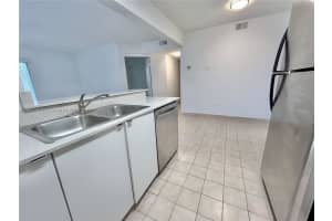 301 Palm Way APT 104, Pembroke Pines, FL 33025, - MLS#A11922146