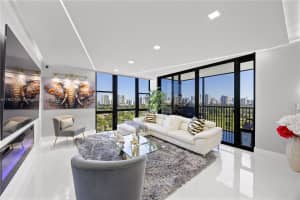 20379 W Country Club Dr 1533 Aventura, FL 33180 - MLS#A11922155